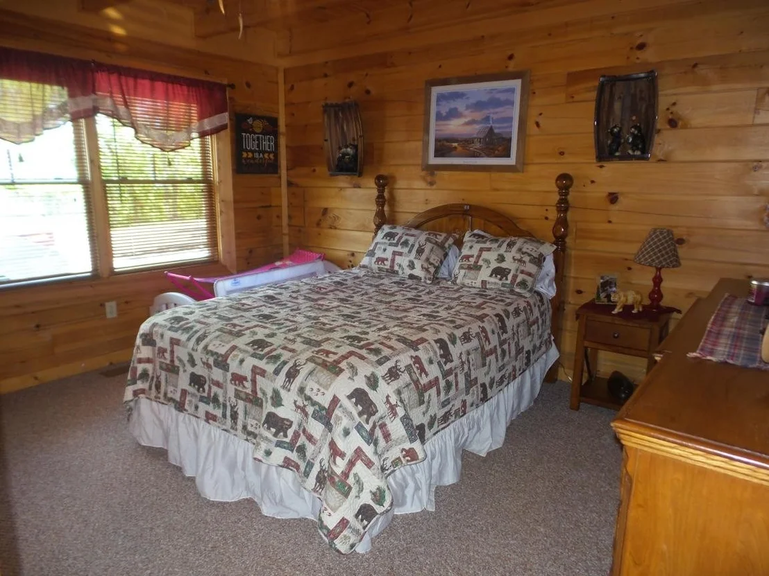 Photo of 2548 Fleming Way