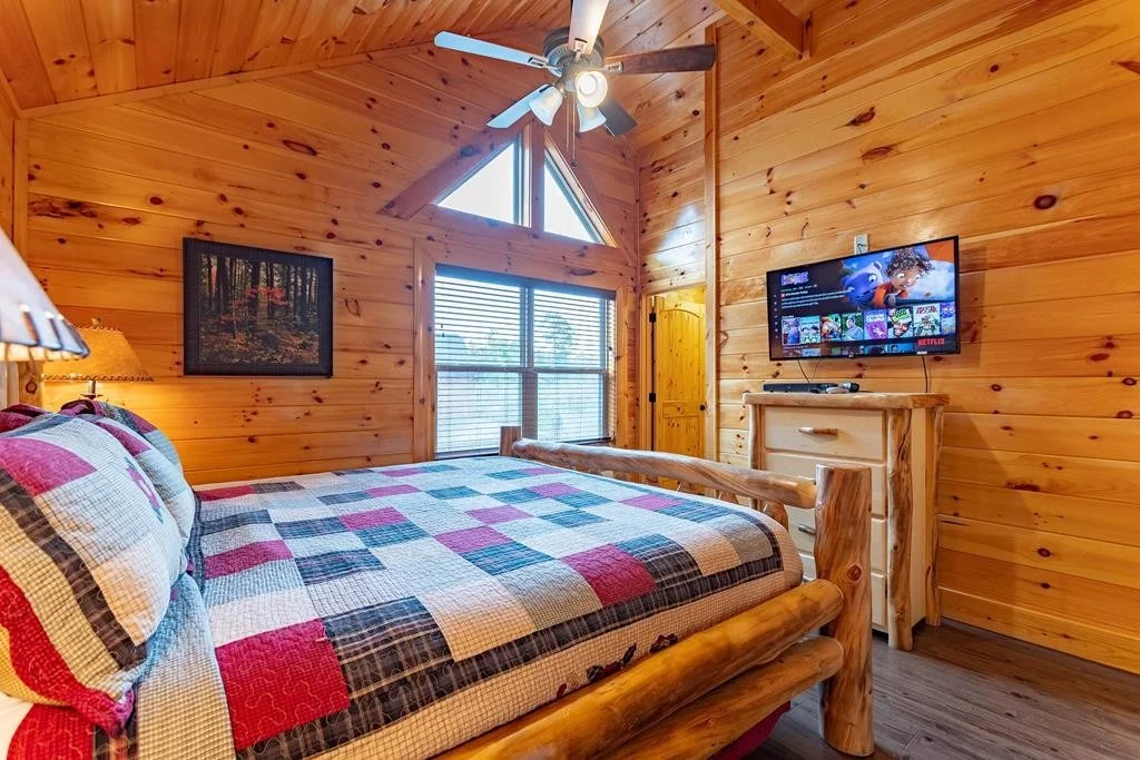 Photo of Unit BEARCREEKSPLASH at 1108 Antelope Way