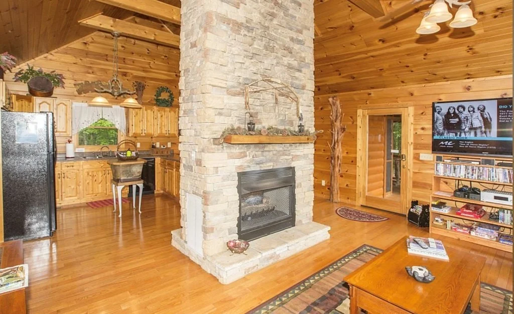 Photo of 2128 Red Bud Road