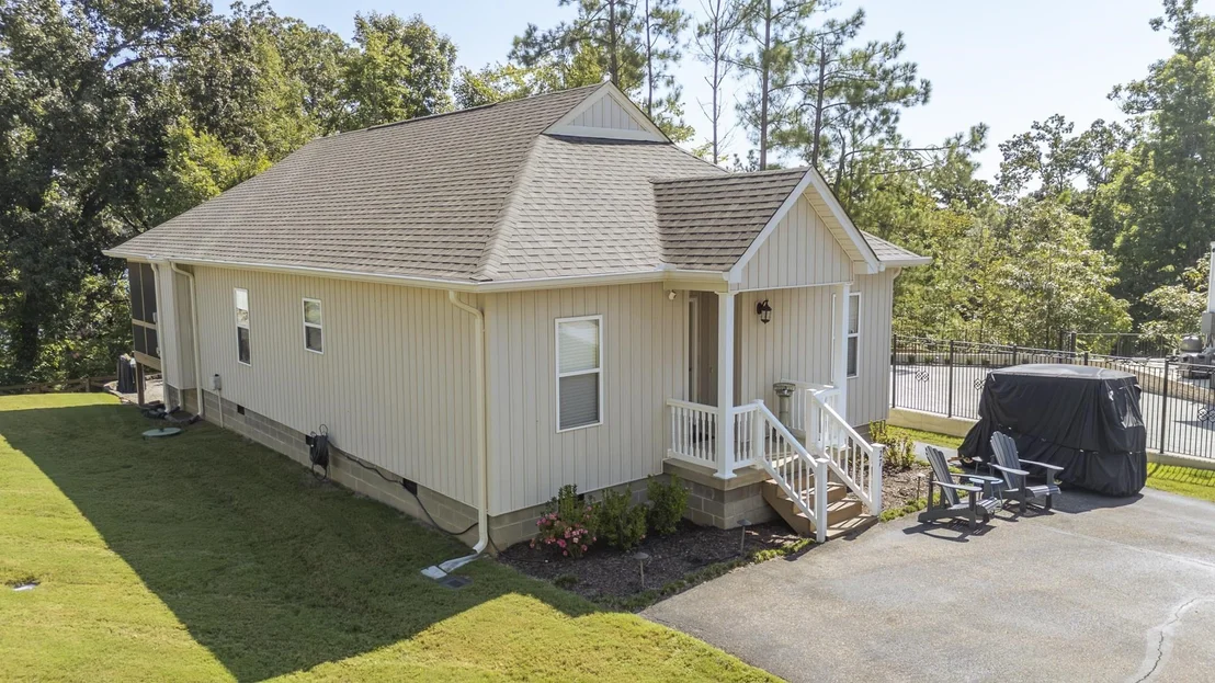 Photo of 27 HARBOR DR