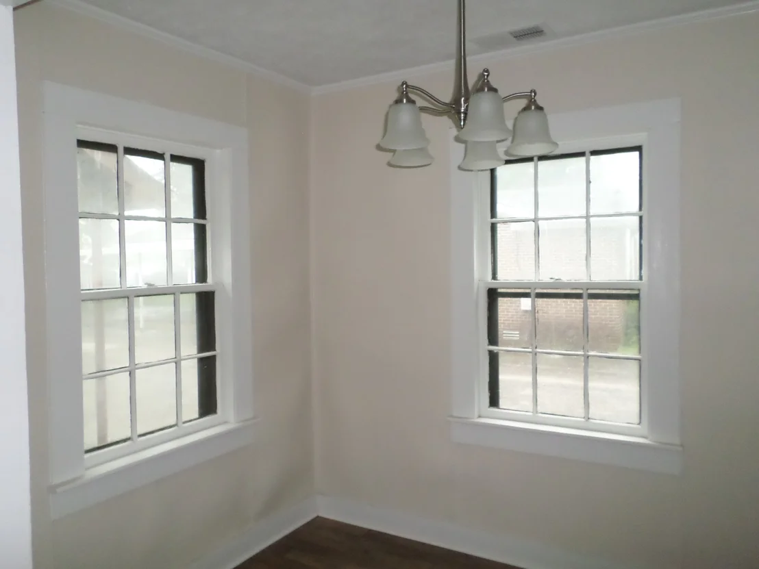 Photo of 43 Bemis Ln