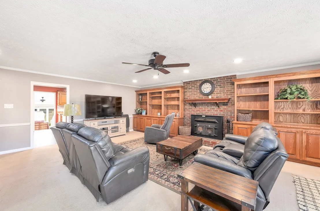 Photo of 280 Saint Rd