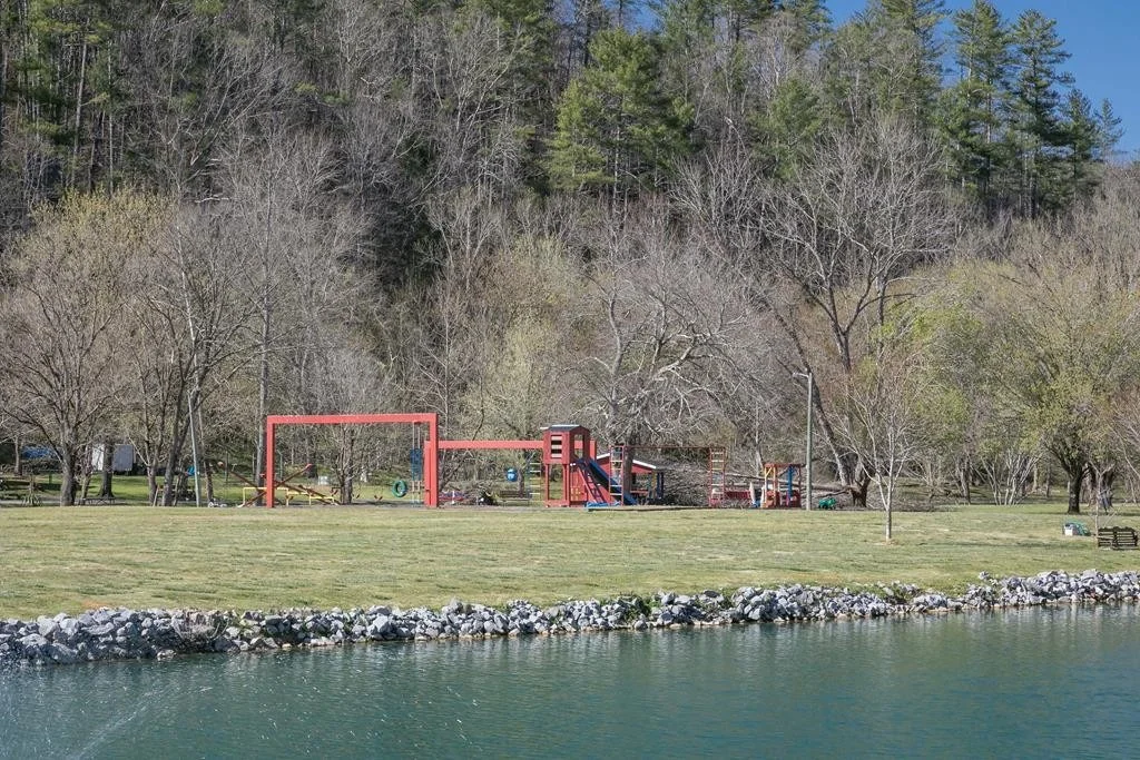 Photo of 830 Peacock Ridge Drive
