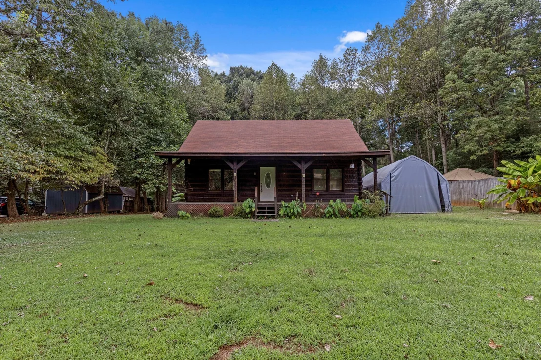 Photo of 91 Oak Hill Drive NE
