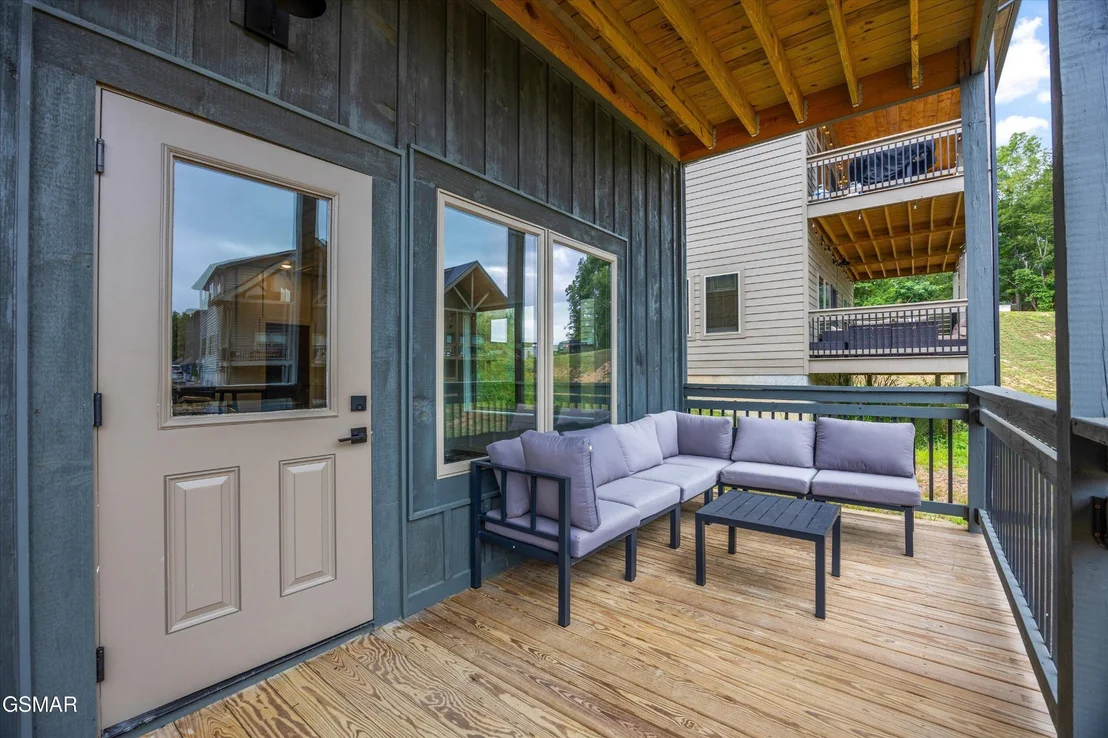 Photo of 411 Hatchet Way