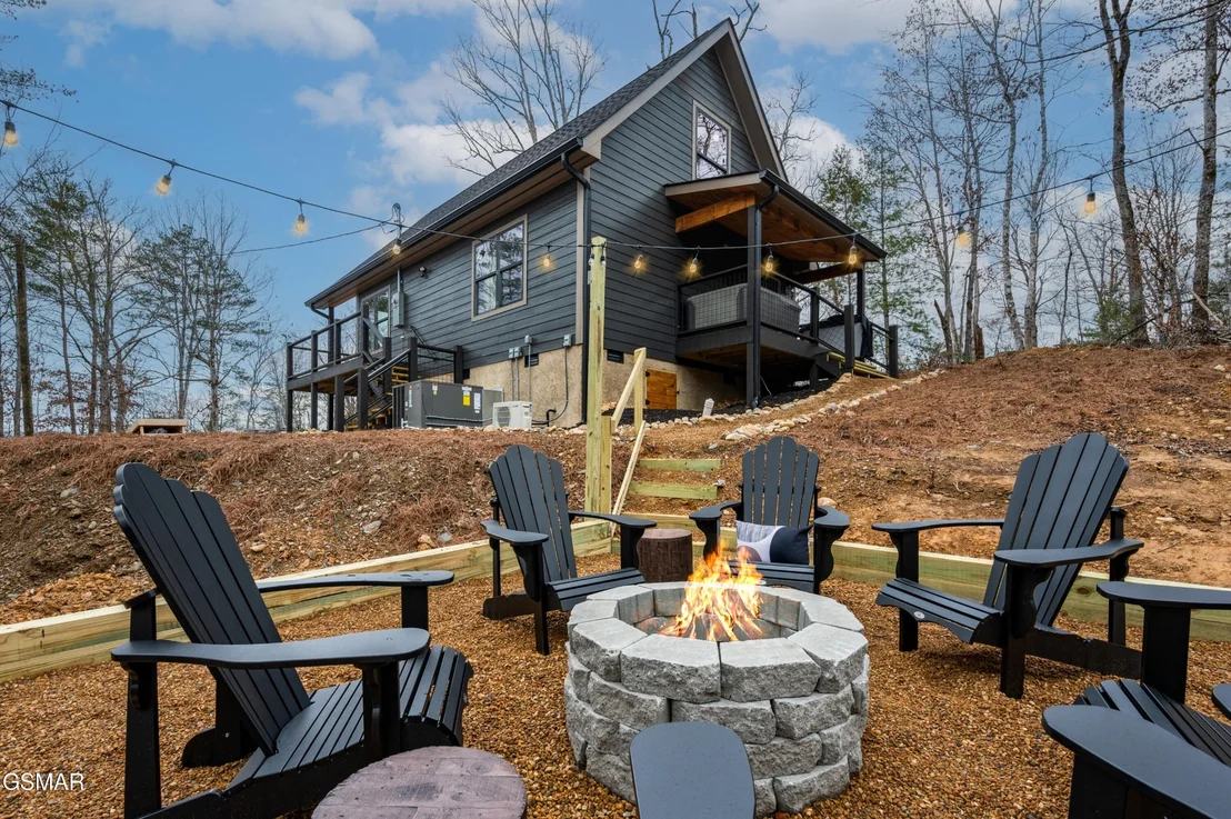 Photo of 2937 Bear Mountain Lane