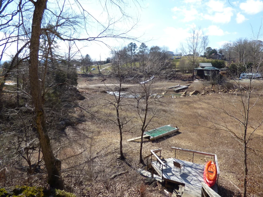 Photo of 860 Plainview Drive