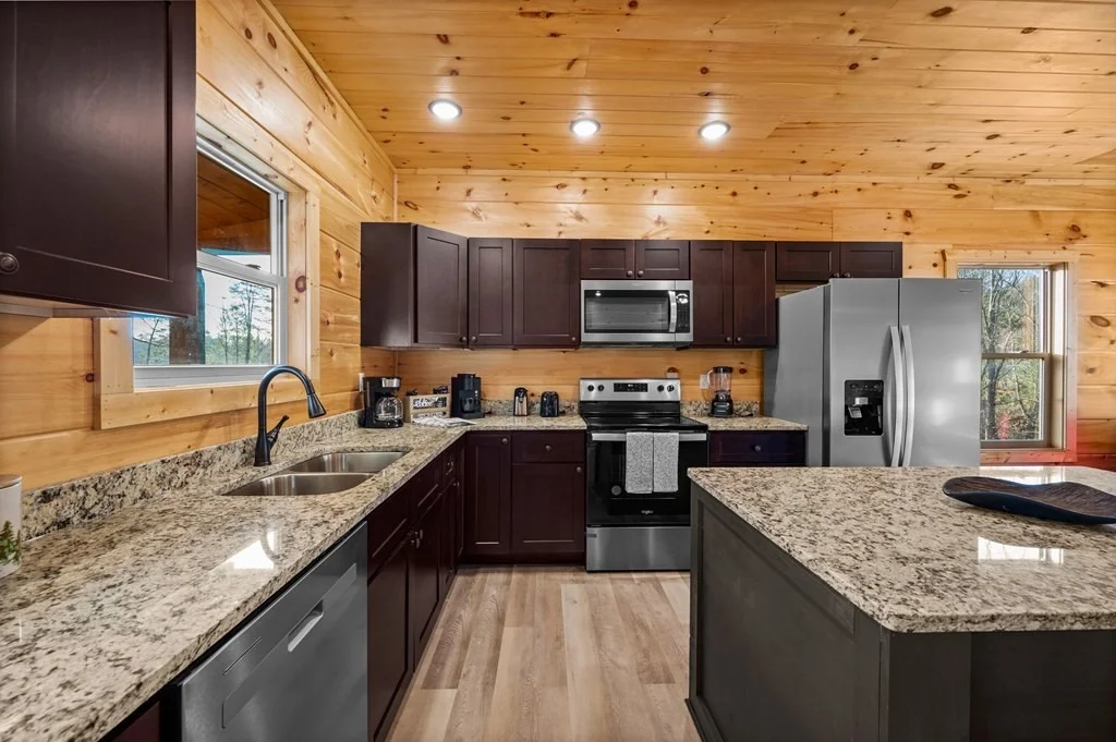 Photo of 1808 Deer Haven Road