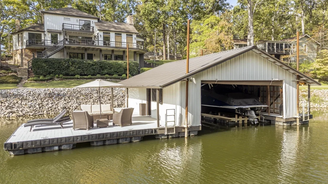 Photo of 89 EDGEWOOD LN