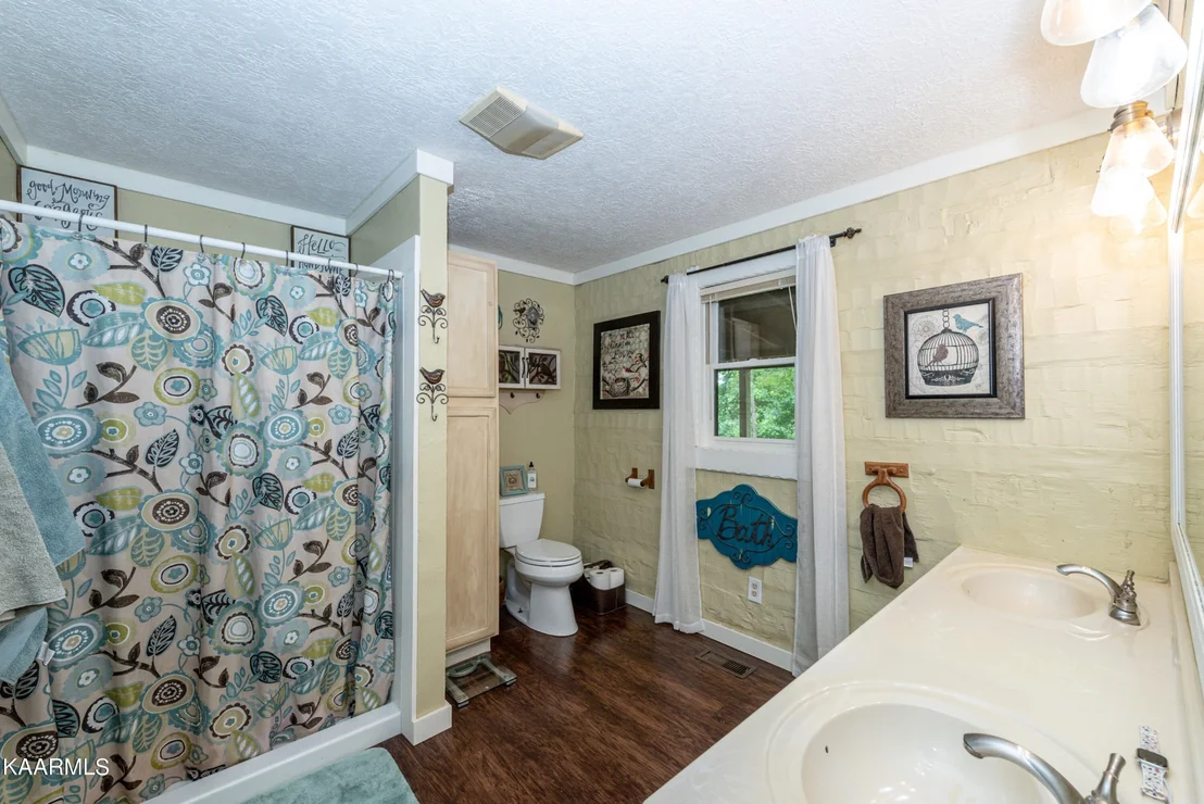 Photo of 1233 Low Sunset Drive