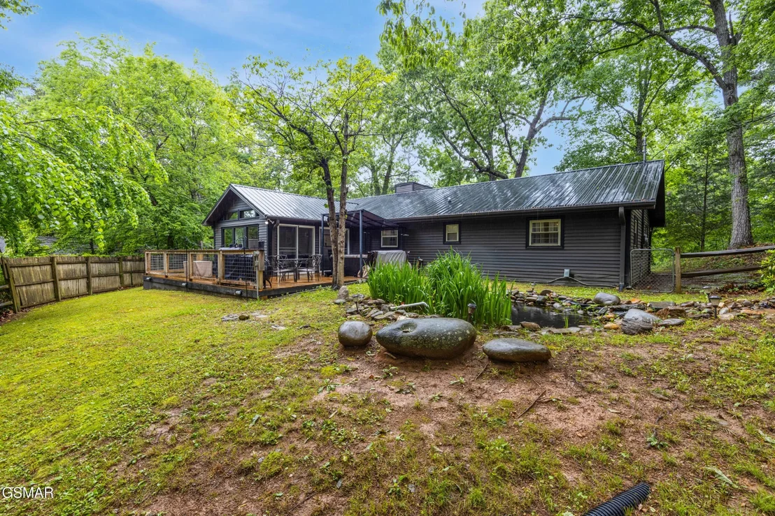 Photo of 2887 Pine Haven Drive