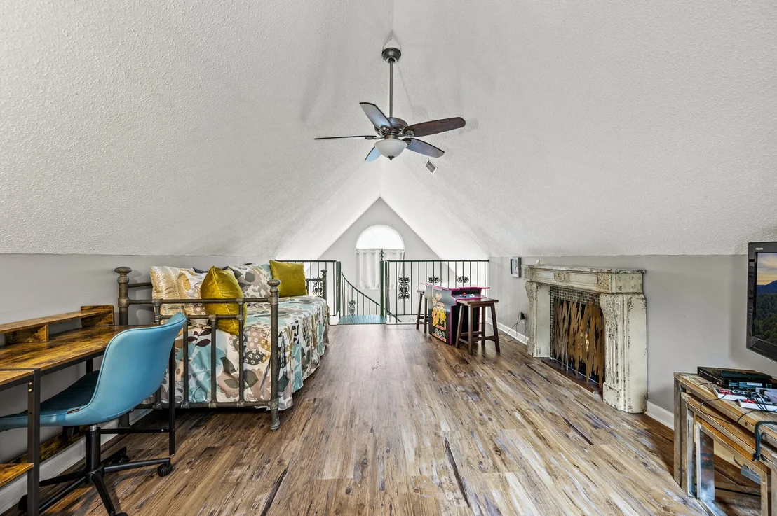 Photo of 3325 Tekoa Mountain Way
