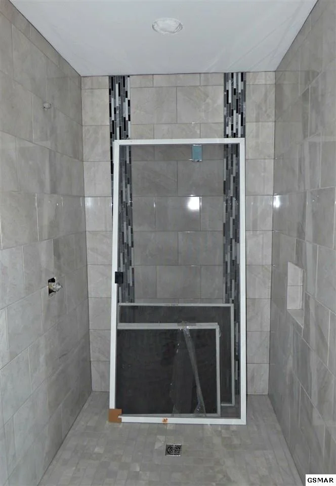 Photo of 225 Florence Creek