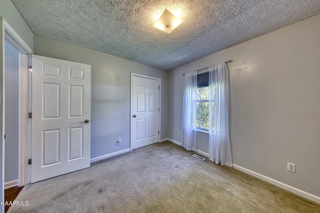 Photo of 104 Alpine Drive