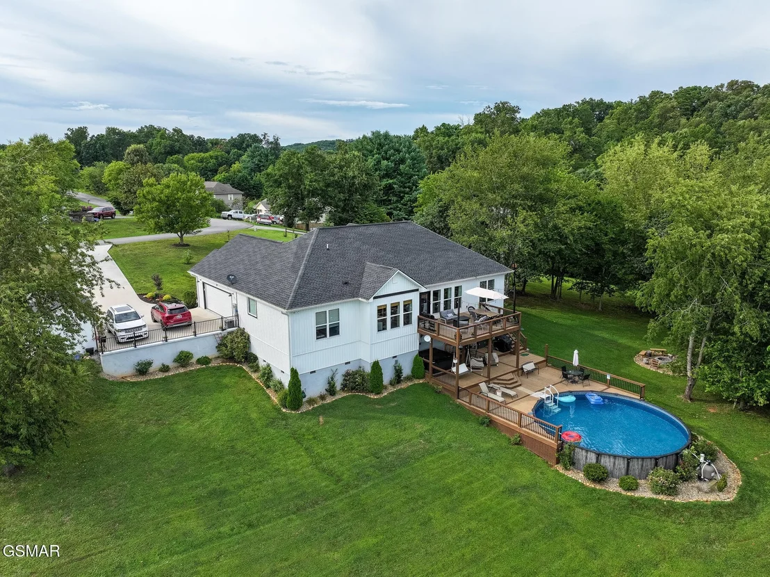 Photo of 1160 Eagle View Drive