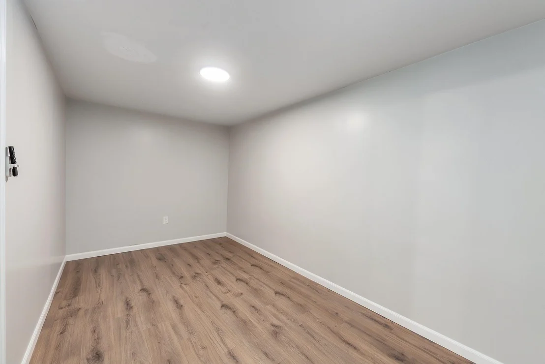 Photo of 200 HILLCREST DR