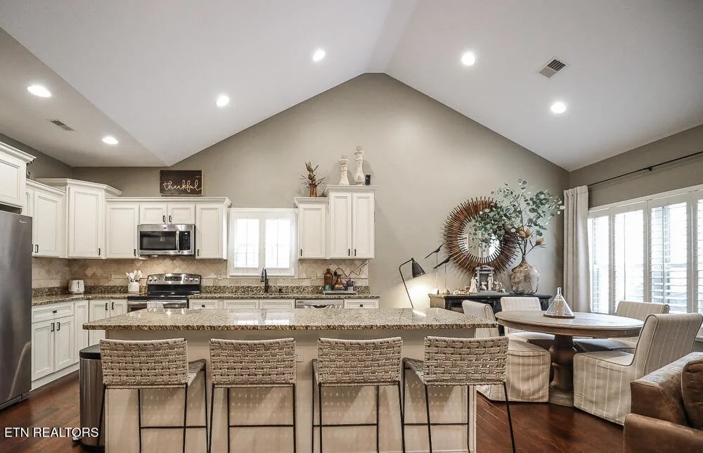 Photo of 1564 Tsuga Drive