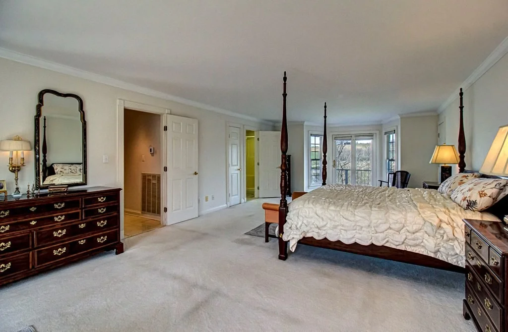 Photo of 1043 Eagle View Drive