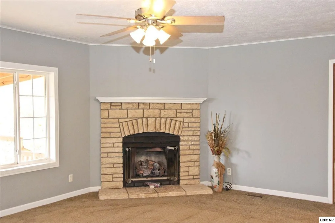 Photo of 581 Overview Road