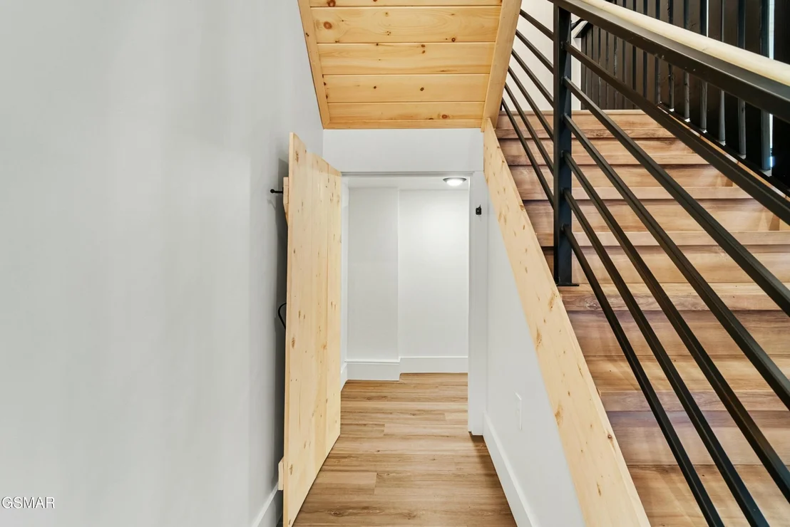 Photo of 2232 Spurling Road