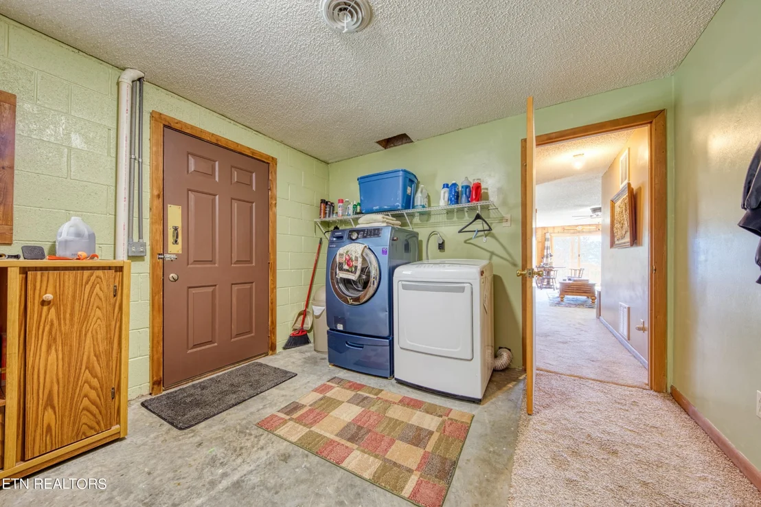 Photo of 1054 Alpine Dr.