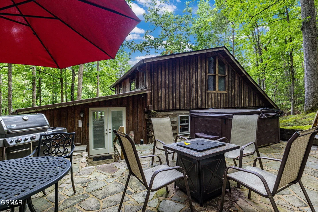 Photo of 2741 Mountain View Circle