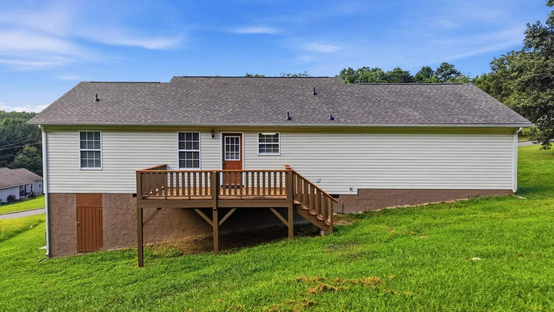 Photo of 205 Pinewood Drive