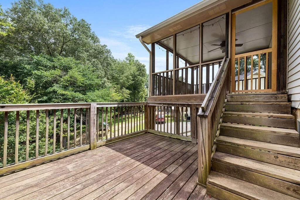 Photo of 8692 Arbutus Drive
