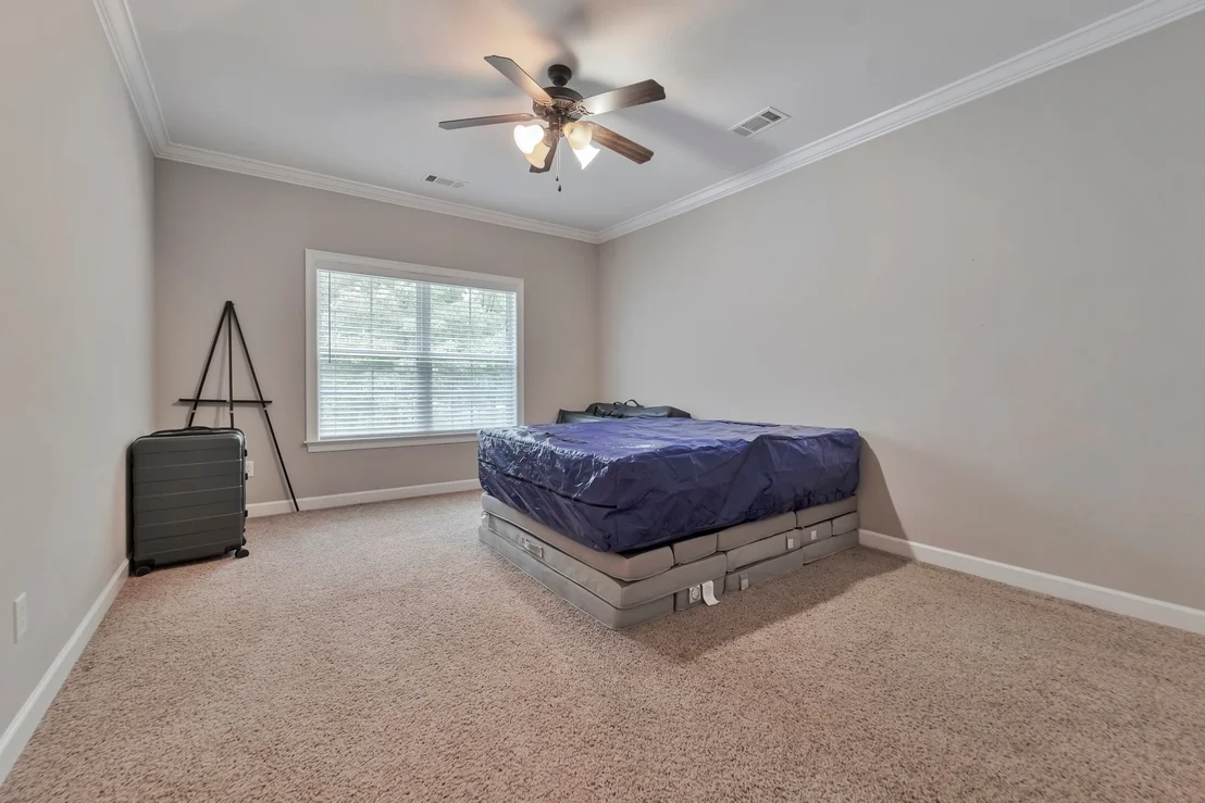 Photo of 2405 Canadaville Loop