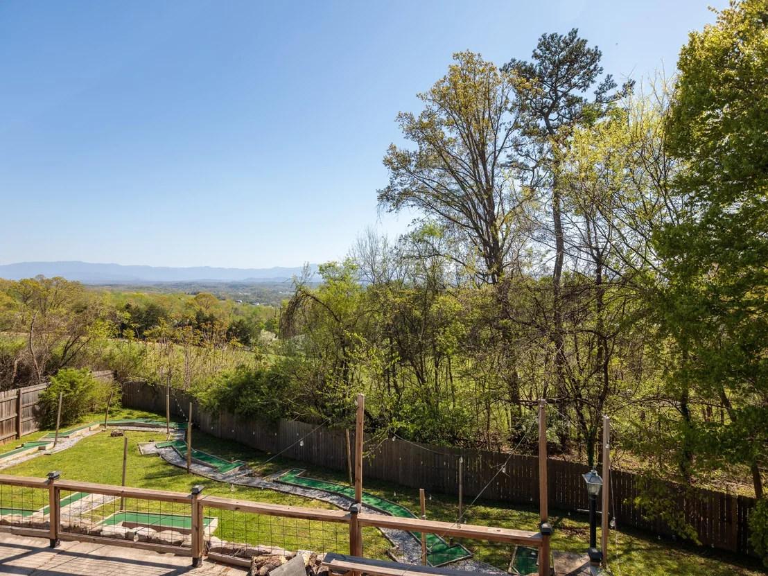 Photo of 812 Starlight Ln