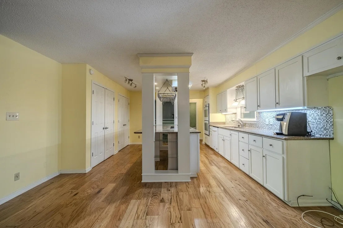 Photo of 101 BOB ST