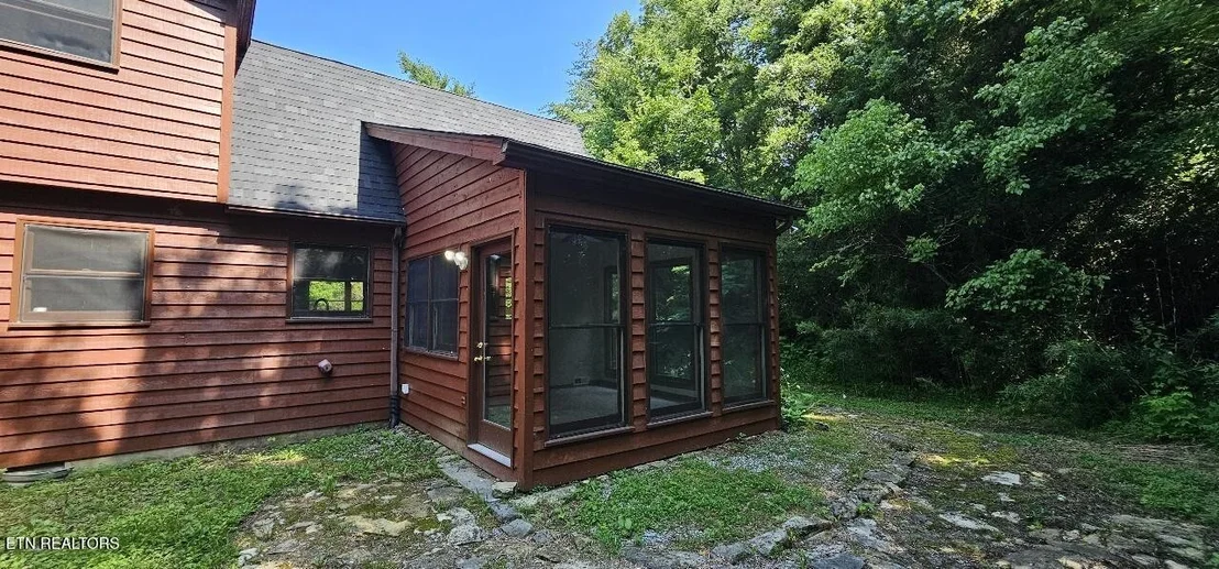 Photo of 360 Front St