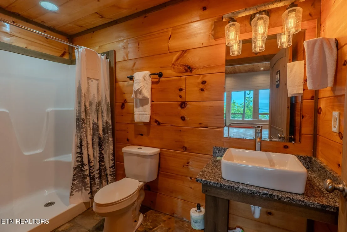 Photo of 2414 Hackberry Drive