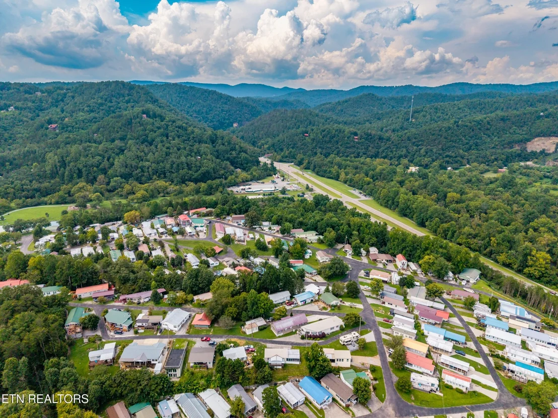 Photo of 449 Mountain Thrush Drive