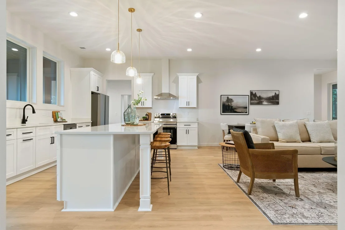 Photo of 900 Valley View Drive