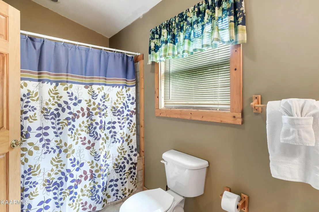 Photo of 4179 Chamberlain Lane