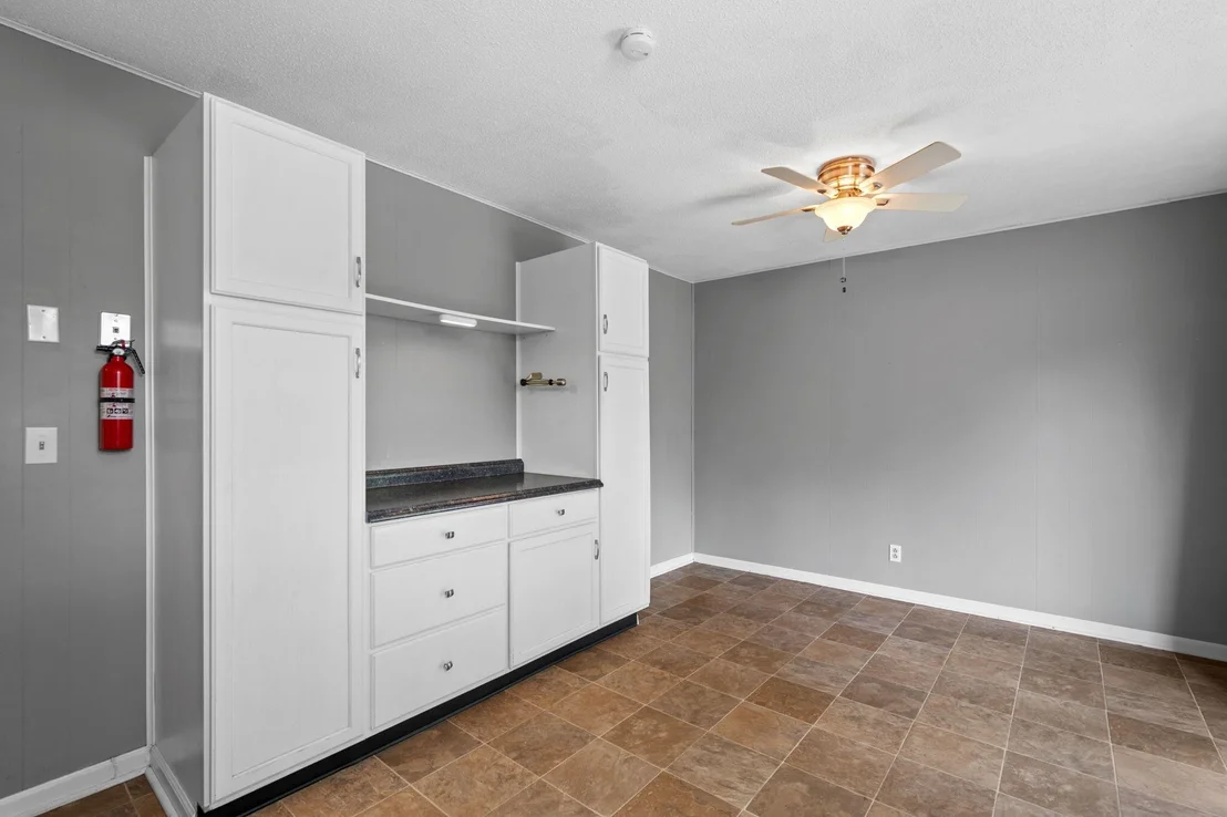 Photo of 8979 Hensley Road