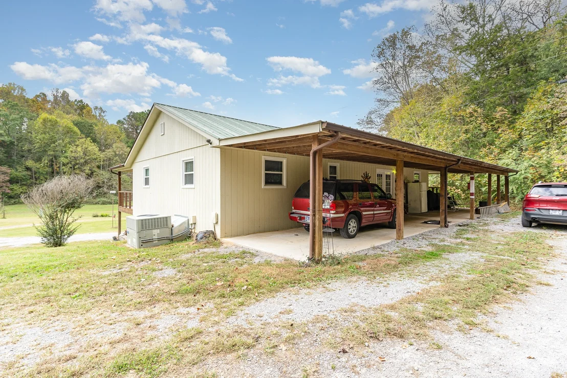 Photo of 2491 Barnes Mill Rd