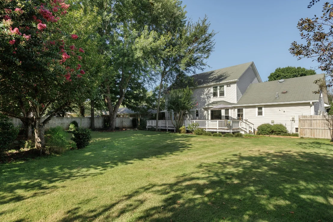 Photo of 103 Oakview St