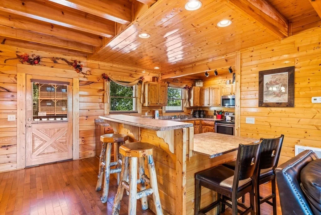Photo of 2736 Mountain Preserve Drive