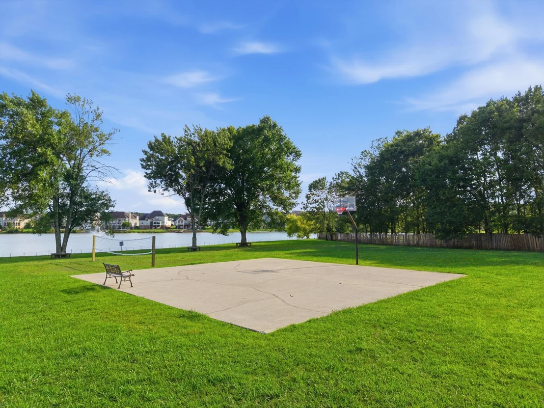 Photo of 49 Ridgelake Circle