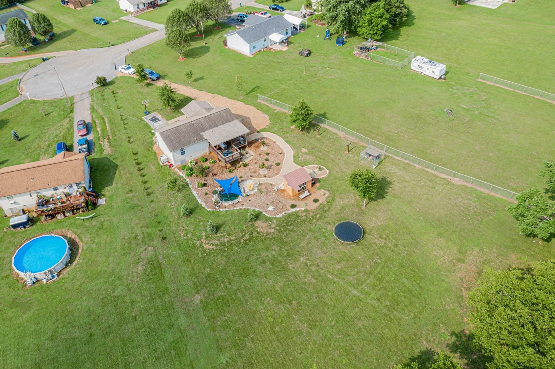 Photo of 709 Ross Drive