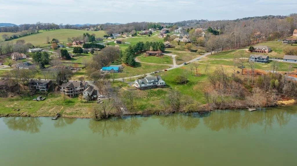 Photo of 1043 Eagle View Drive