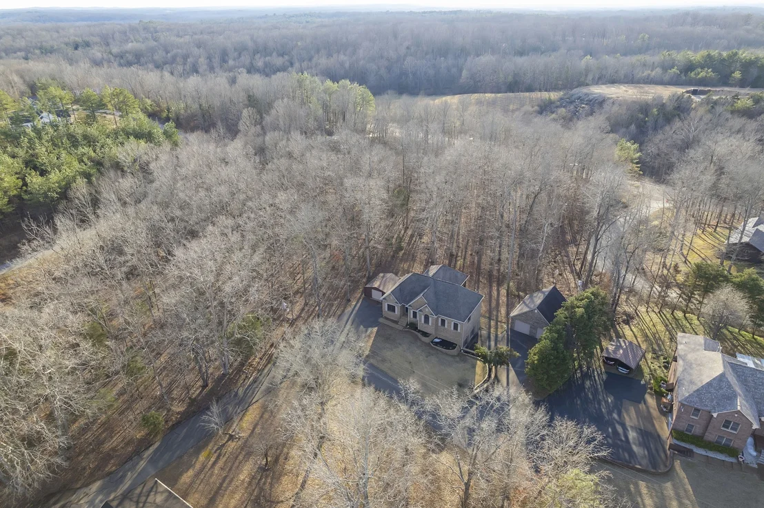 Photo of 40 Pine Cv