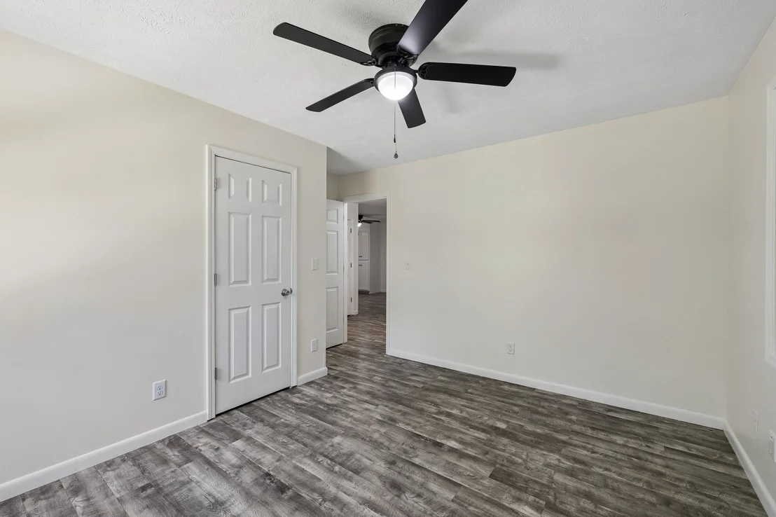 Photo of 619 Longbranch Rd