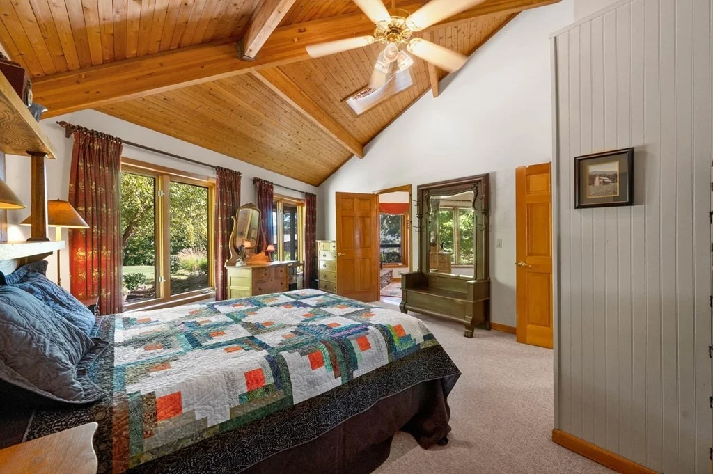 Photo of 2910 Mockingbird Way