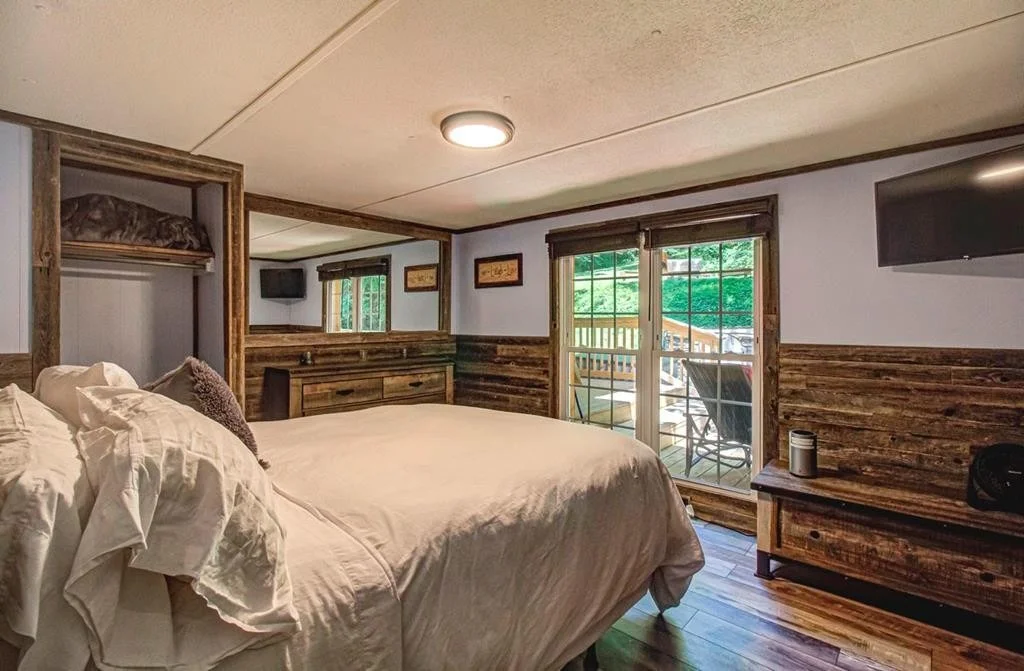 Photo of 2029 Mountain Spring Way