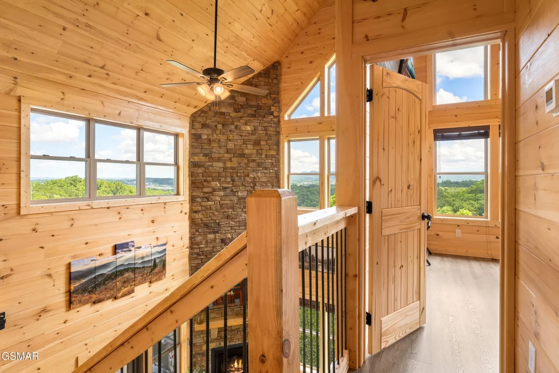 Photo of 812 Peak Lp Way