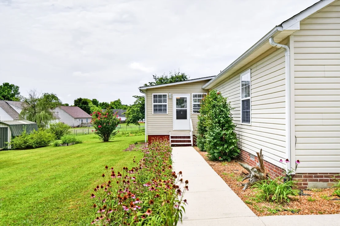 Photo of 1175 Dover Dr