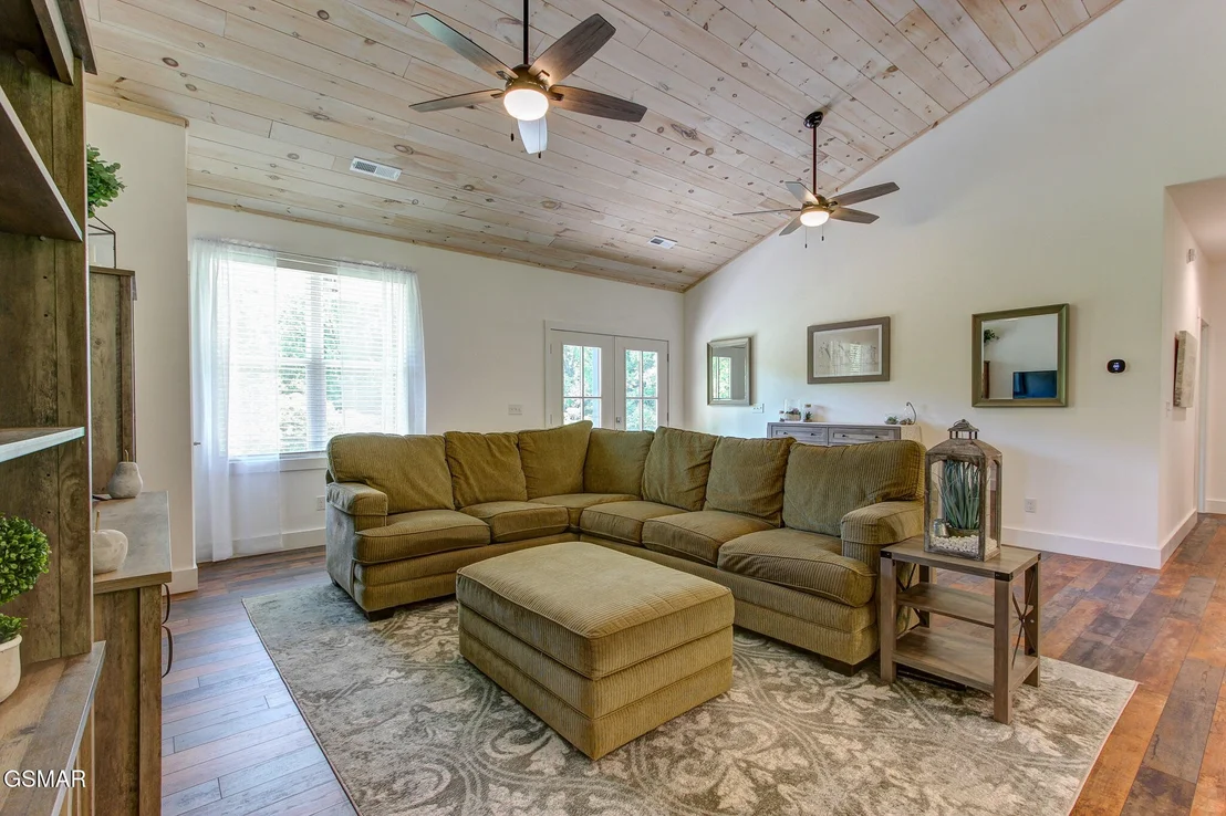 Photo of 3882 Thomas Cross Road
